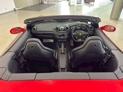 2016 Ferrari CALIFORNIA T 照片 15