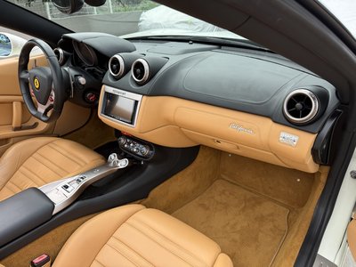 صورة 40 لـ 2009 Ferrari CALIFORNIA
