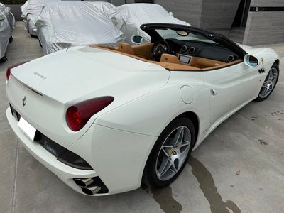 صورة 29 لـ 2009 Ferrari CALIFORNIA