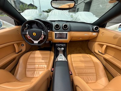 صورة 47 لـ 2009 Ferrari CALIFORNIA