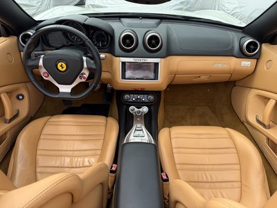 صورة 38 لـ 2009 Ferrari CALIFORNIA