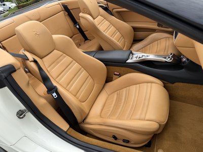 صورة 42 لـ 2009 Ferrari CALIFORNIA