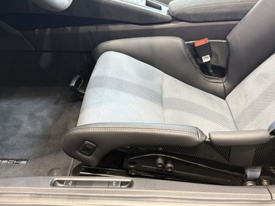 2024 Porsche 718 SPYDER 缩略图 17