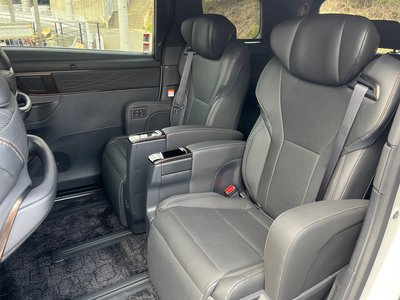 2024 Toyota ALPHARD — фото 14