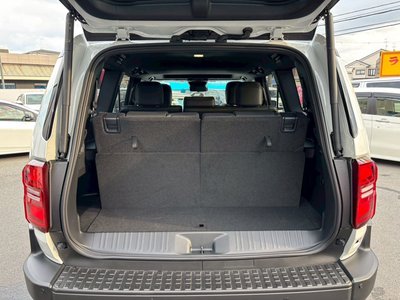 صورة 49 لـ 2025 Toyota LAND CRUISER 250
