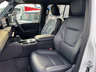 صورة 39 لـ 2025 Toyota LAND CRUISER 250