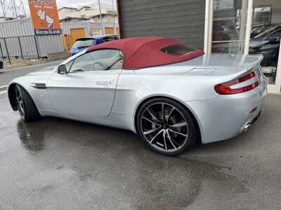 صورة 10 لـ 2008 Aston Martin V8 VANTAGE ROADSTER