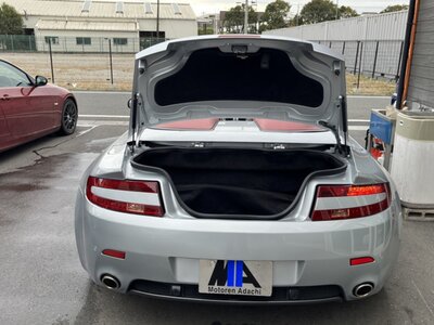 صورة 25 لـ 2008 Aston Martin V8 VANTAGE ROADSTER