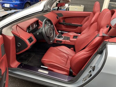 صورة 31 لـ 2008 Aston Martin V8 VANTAGE ROADSTER