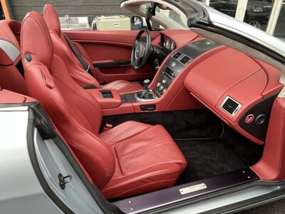 صورة 34 لـ 2008 Aston Martin V8 VANTAGE ROADSTER