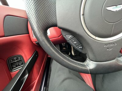 صورة 44 لـ 2008 Aston Martin V8 VANTAGE ROADSTER