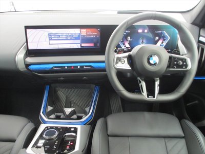 صورة مصغرة 30 لـ 2025 BMW X3