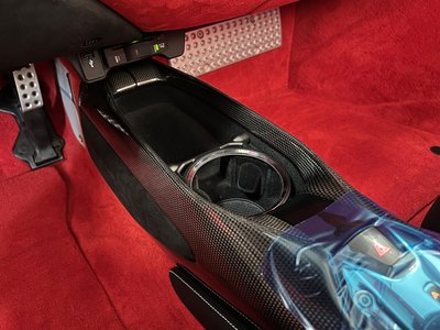 2024 Ferrari SF90 SPIDER thumbnail 25