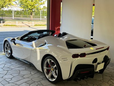 صورة 4 لـ 2024 Ferrari SF90 SPIDER