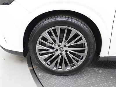 2024 Lexus RX — миниатюра 21