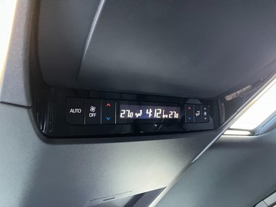 صورة 52 لـ 2023 Toyota ALPHARD