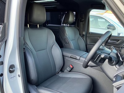 صورة 21 لـ 2023 Toyota ALPHARD