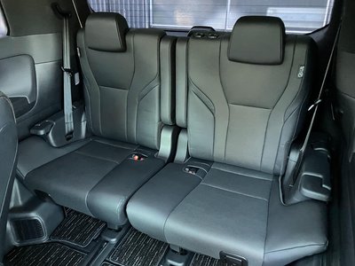صورة 23 لـ 2023 Toyota ALPHARD