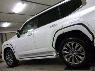 صورة 16 لـ 2025 Toyota LAND CRUISER 300