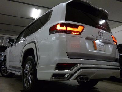 صورة 15 لـ 2025 Toyota LAND CRUISER 300