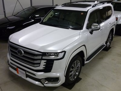 صورة 24 لـ 2025 Toyota LAND CRUISER 300