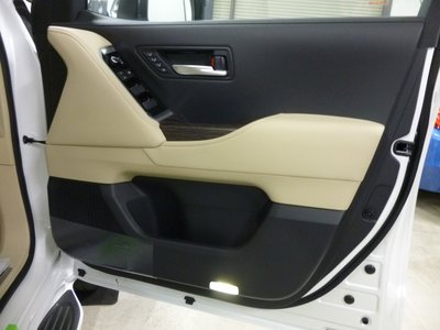 صورة 47 لـ 2025 Toyota LAND CRUISER 300