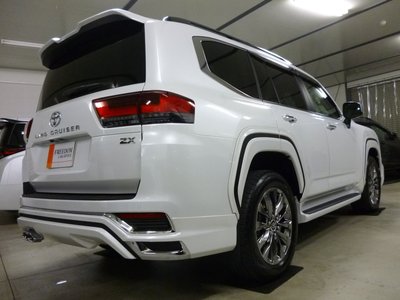 صورة 9 لـ 2025 Toyota LAND CRUISER 300