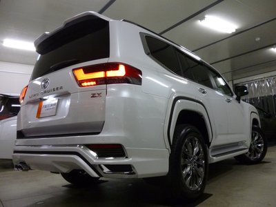 صورة 41 لـ 2025 Toyota LAND CRUISER 300