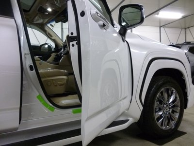 صورة 35 لـ 2025 Toyota LAND CRUISER 300