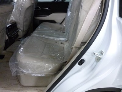 صورة 54 لـ 2025 Toyota LAND CRUISER 300