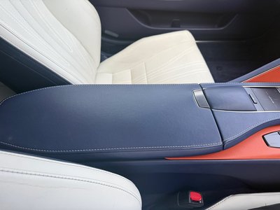 2017 Lexus LC thumbnail 40