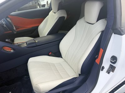2017 Lexus LC thumbnail 19