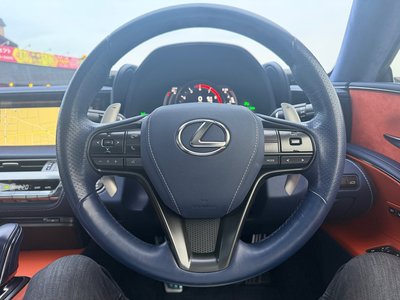 2017 Lexus LC thumbnail 29