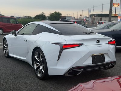 2017 Lexus LC photo 9