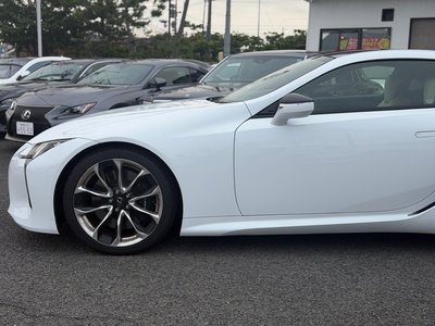 2017 Lexus LC photo 12