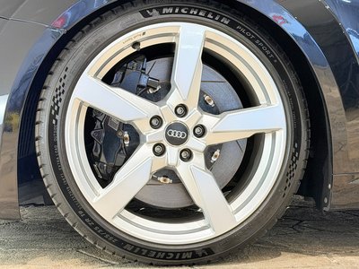 صورة 76 لـ 2017 AUDI TT RS COUPE