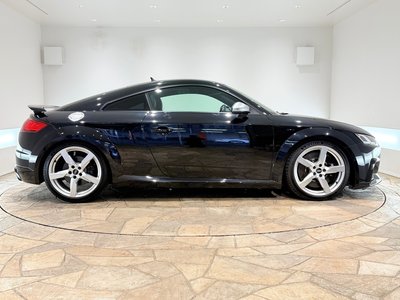 صورة 9 لـ 2017 AUDI TT RS COUPE