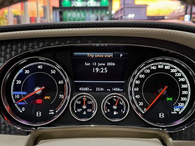 صورة 12 لـ 2016 Bentley CONTINENTAL