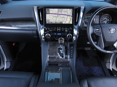 2023 Toyota ALPHARD — фото 24