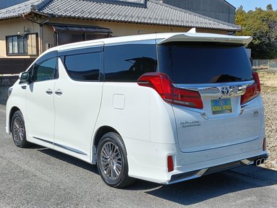 2023 Toyota ALPHARD — фото 4