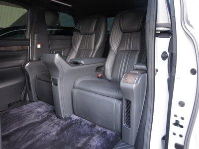 2023 Toyota ALPHARD — фото 61