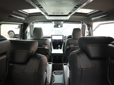 2023 Toyota VELLFIRE — фото 17