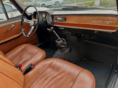 صورة 19 لـ 1967 ALFA Romeo JULIA