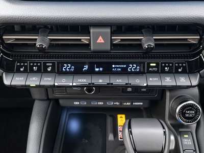 2025 Toyota LAND CRUISER 250 照片 26
