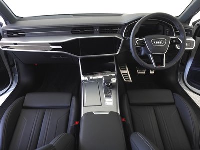 2026 AUDI A6 AVANT photo 6