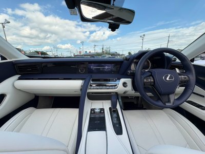 2023 Lexus LC CONVERTIBLE photo 4