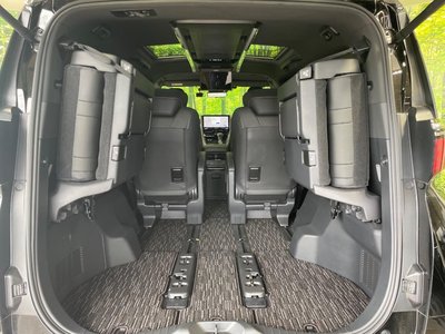 2024 Toyota ALPHARD — фото 48