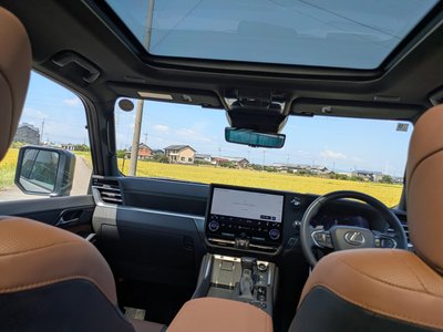 صورة 14 لـ 2025 Lexus GX