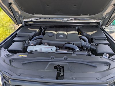 صورة 23 لـ 2025 Lexus GX