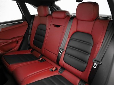2023 Porsche MACAN photo 42